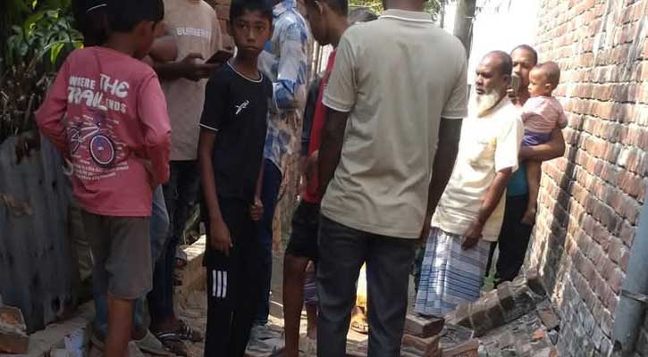 রূপগঞ্জে ভুমিকম্পে দেয়াল ধসে নবজাতকের মৃত্যু, আহত ২ 