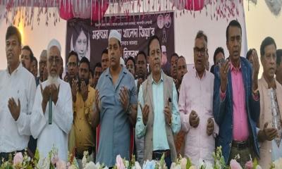 পূর্বাচলে বেগম খালেদা জিয়ার মাগফিরাত কামনায় দোয়া ও শীতবস্ত্র বিতরণ