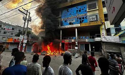 ফরিদপুরে বিএনপির দুই পক্ষের সংঘর্ষ, ভাঙচুর-অগ্নিসংযোগ