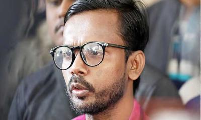 দুপুরে গ্রেপ্তার, বিকালে হিরো আলমের জামিন