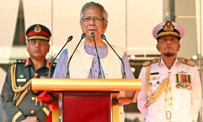 উৎসবমুখর নির্বাচন করতে সশস্ত্র বাহিনীর সহায়তা চাইলেন প্রধান উপদেষ্টা