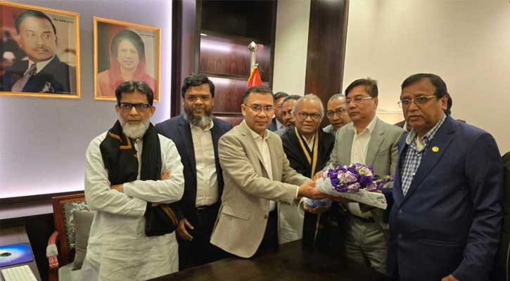 দেড় যুগ পর বিএনপি কার্যালয়ে তারেক রহমান