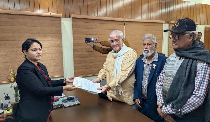 বান্দরবানে বিএনপি-জামায়াত-এনসিপি‍‍`সহ ৫ জন প্রার্থীর মনোনয়নপত্র জমা