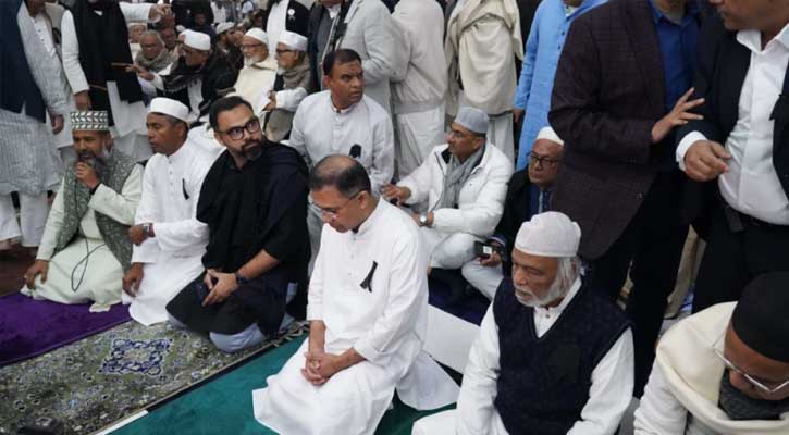 গুলশানের আজাদ মসজিদে খালেদা জিয়ার জন্য দোয়া মাহফিল