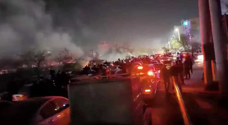 উত্তাল ইরান, নিহত বেড়ে অন্তত ১৯২