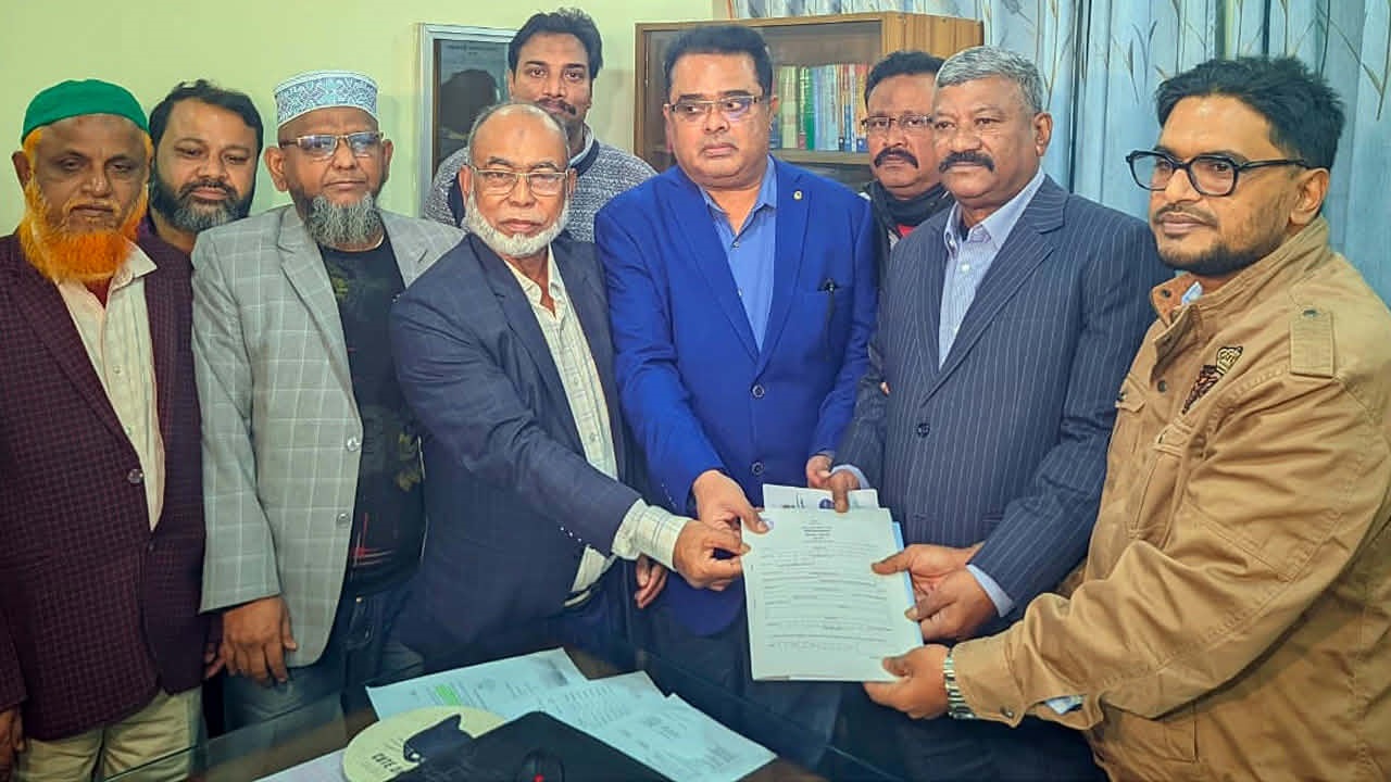 মনোনয়নপত্র সংগ্রহ করলেন জিএম কাদের