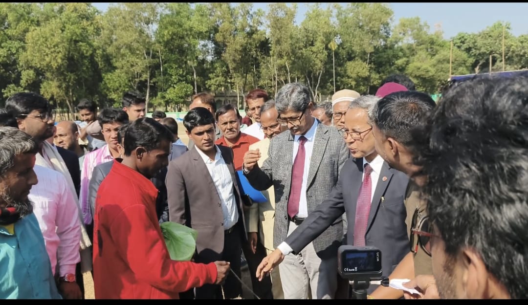 চুনারুঘাটে ক্ষুদ্র নৃ-গোষ্ঠীর উন্নয়নে প্রাণিসম্পদের অনুদান