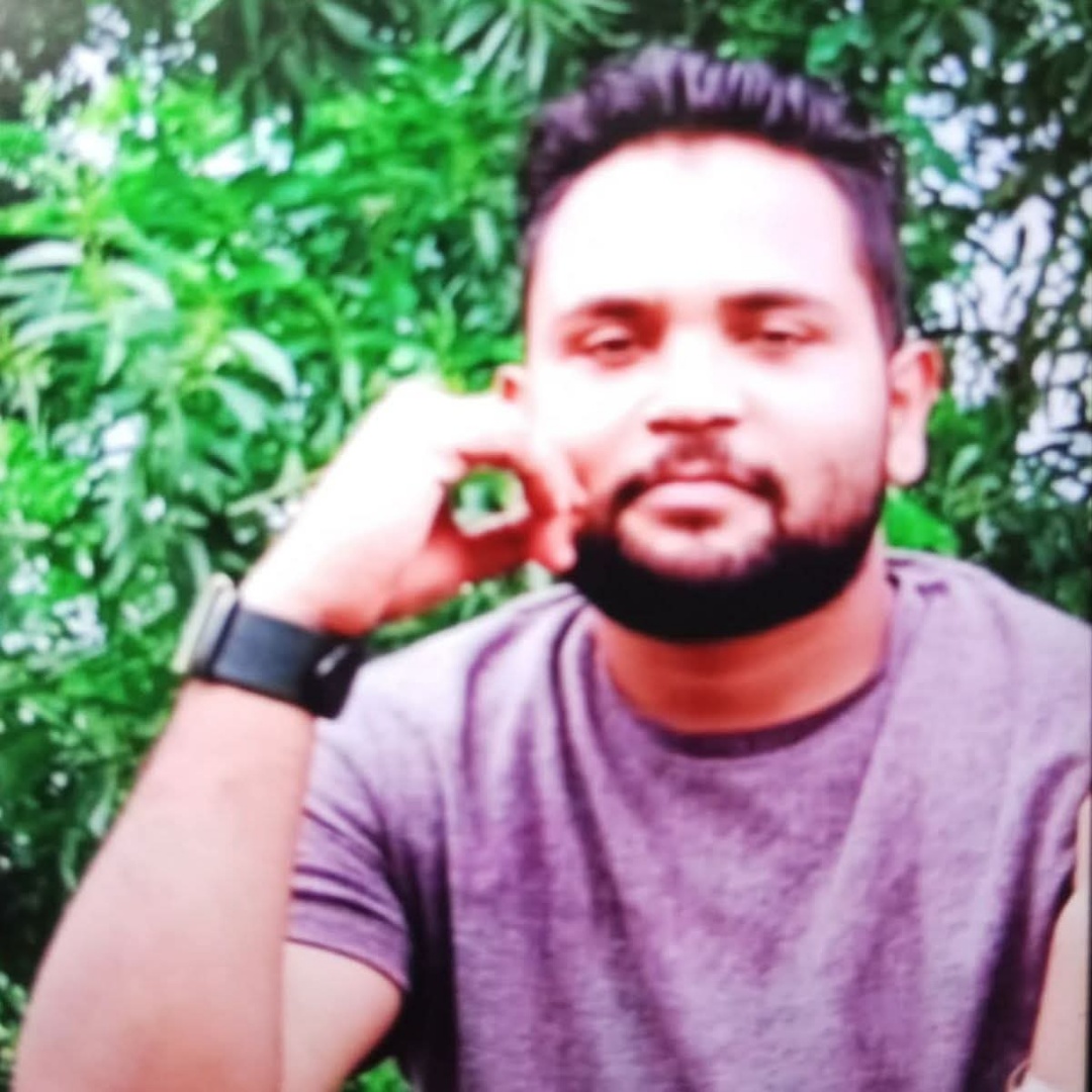 কুমিল্লায় রেললাইনের পাশ থেকে যুবকের মরদেহ উদ্ধার