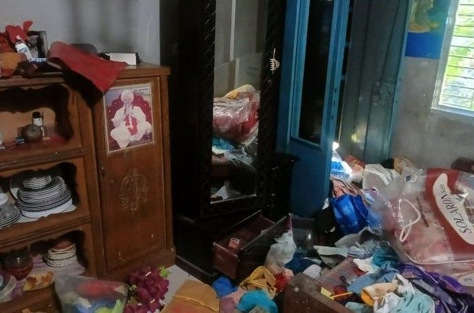 আড়াইহাজারে ৩ বাড়িতে ডাকাতি, হামলায় আহত ৪, গ্রেপ্তার ১