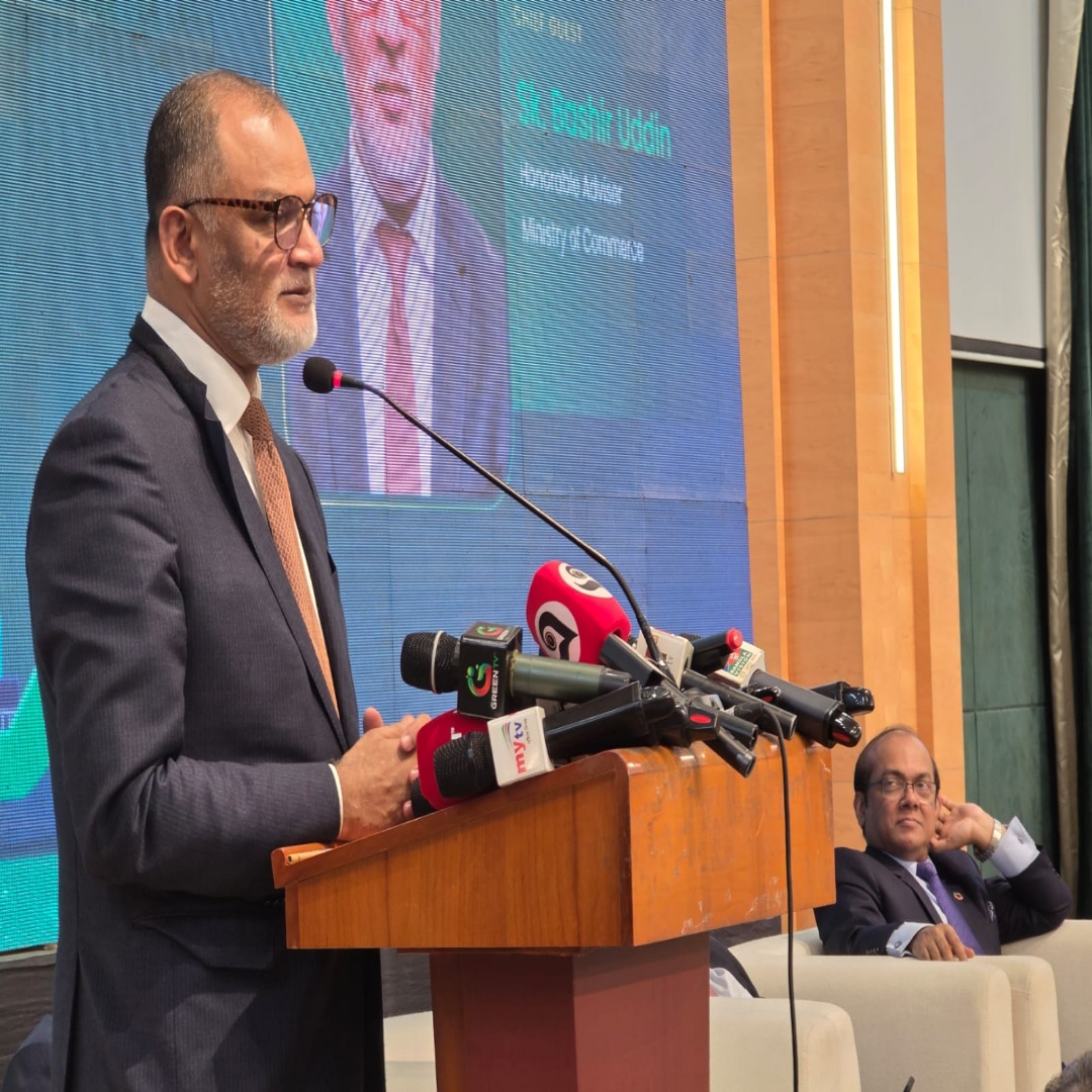 ২০৩০ সালের মধ্যে ১০০ বিলিয়ন ডলার রপ্তানি লক্ষ্যমাত্রা বহুমুখীকরণে জোর দিচ্ছে সরকার ও বিশ্বব্যাংক