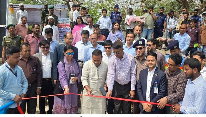 ঘরমুখী মানুষদের নিরাপদ ও নির্বিঘ্নে নৌযাত্রা নিশ্চিত করতে সরকার বদ্ধপরিকর- সেতু প্রতিমন্ত্রী