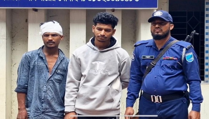 রূপগঞ্জে স্বামীকে অস্ত্রের মুখে জিম্মি করে স্ত্রীকে ধর্ষণের ঘটনায় গ্রেপ্তার ২