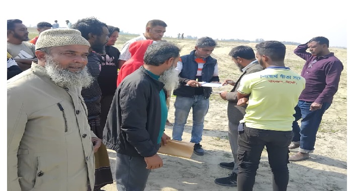 নবীগঞ্জে কুশিয়ারা নদীতে অবৈধভাবে বালু উত্তোলন বন্ধে ভ্রাম্যমাণ আদালতের অভিযান